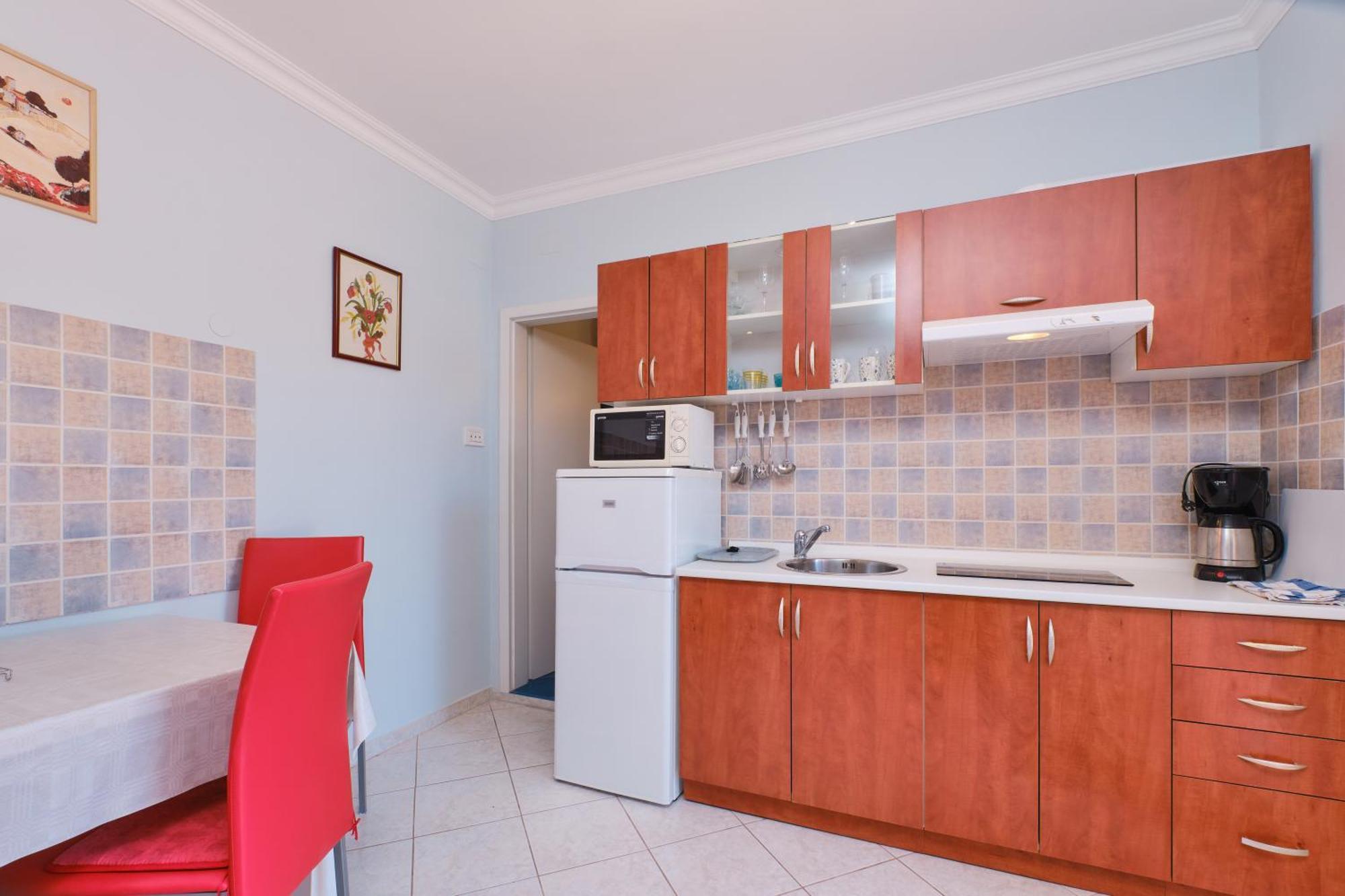 Dina Appartement Mali Lošinj Buitenkant foto
